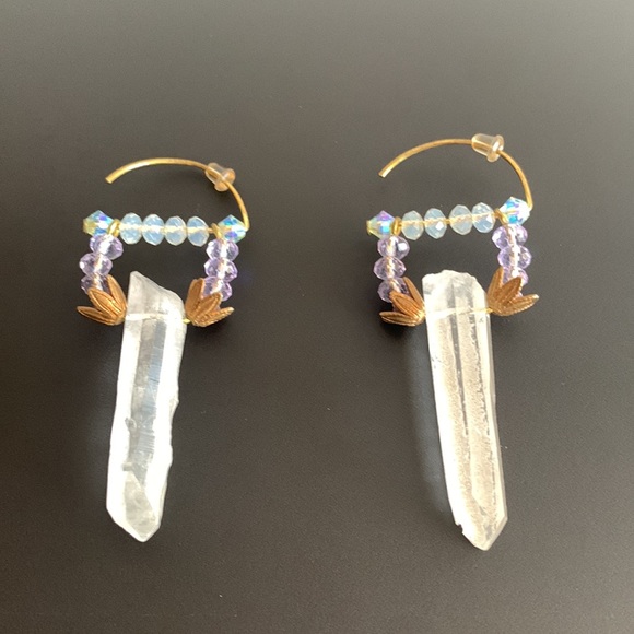 Raw crystal earrings - Picture 6 of 7